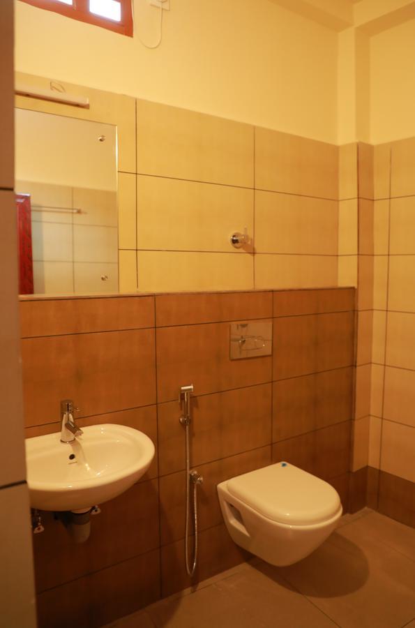 Wayanad Royal Crown Hotel Kalpetta Eksteriør billede