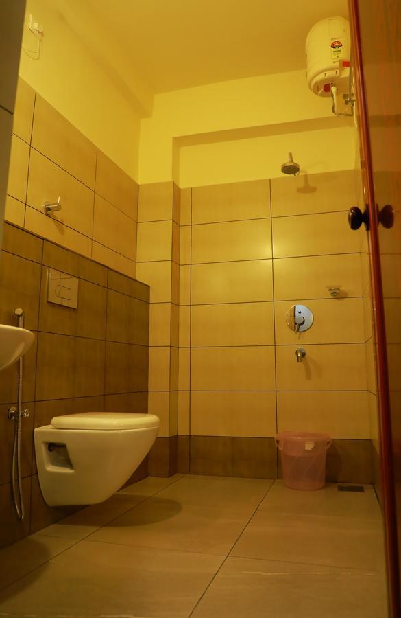 Wayanad Royal Crown Hotel Kalpetta Eksteriør billede